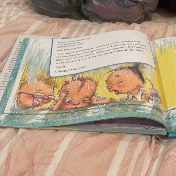 Kids book used in great condition - Picture 3 of 6